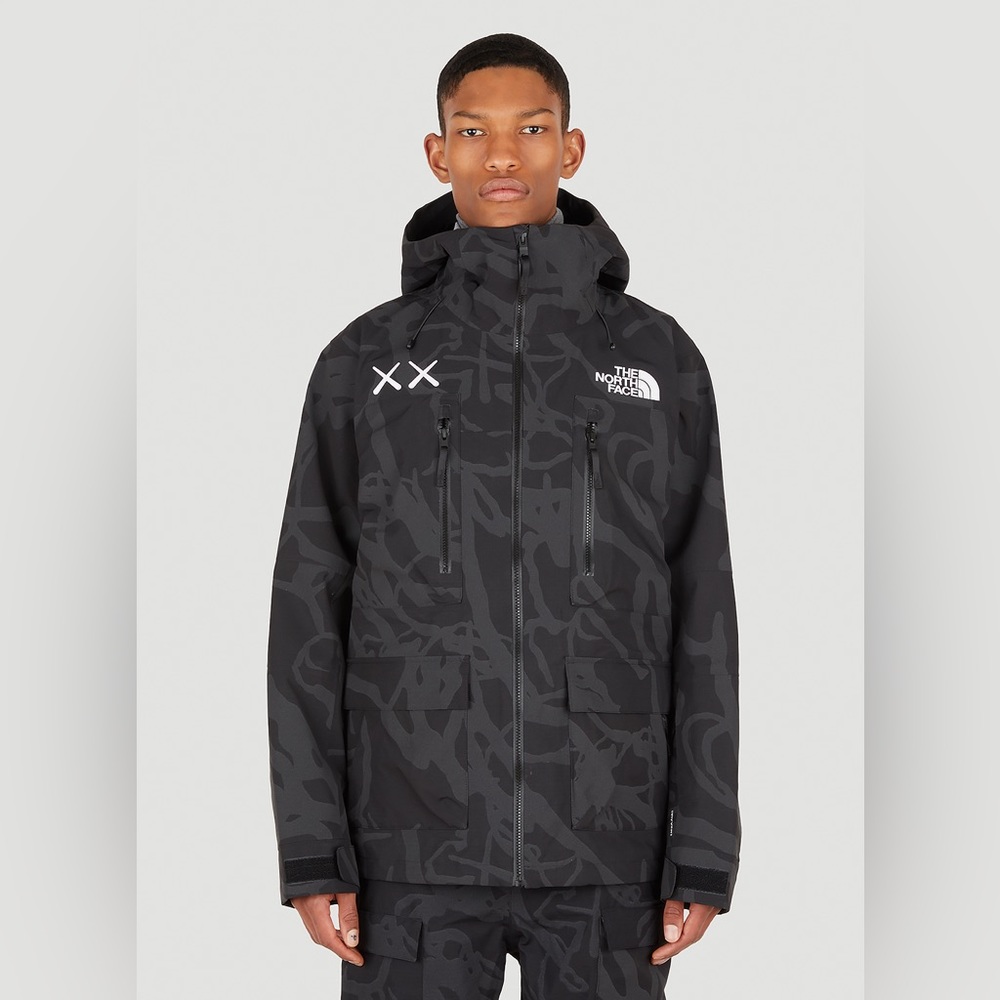 THE NORTH FACE x KAWS • Freeride Snow Jacket